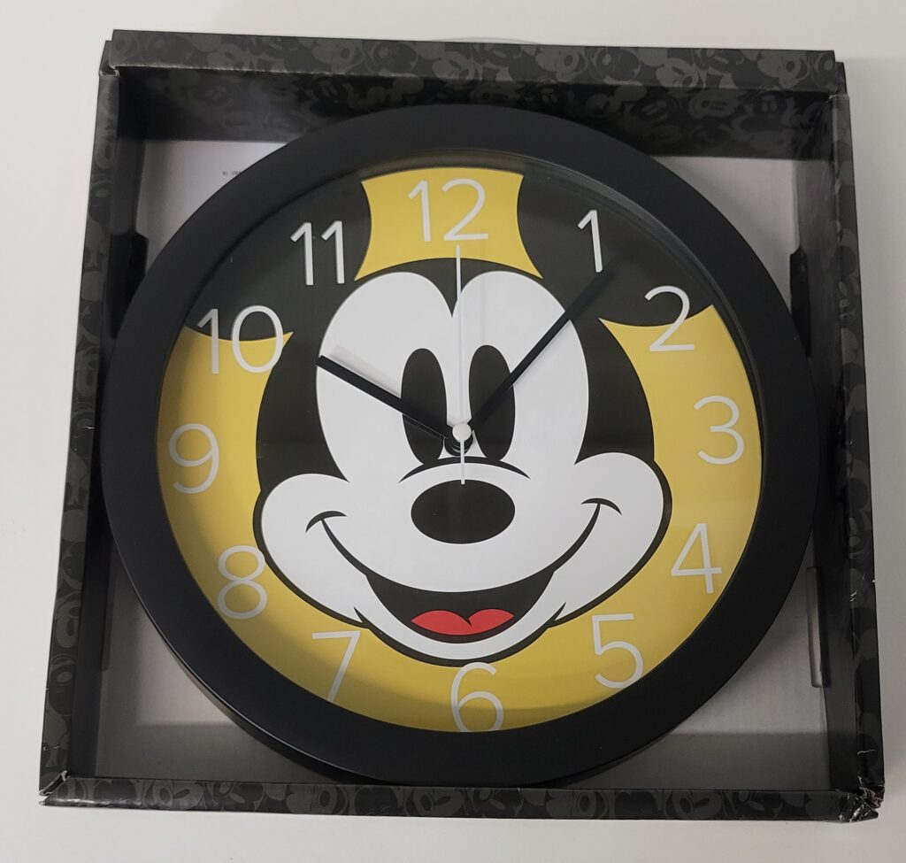 Cheap cool  Disney Mickey Mouse 9" Wall Clock 